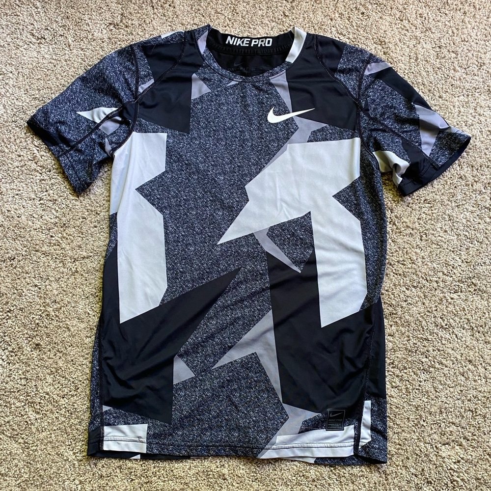 Nike Dri-Fit Fitted Sport Shirt